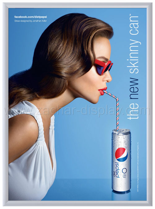 A reliable and elegant poster snap frame made of aluminum.